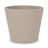 Blumentopf Inez Beige aus glasierter Keramik – freigestellt