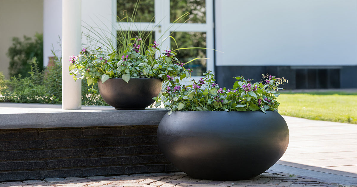 Nahaufnahme Fiberstone Pflanztopf Schwarz
