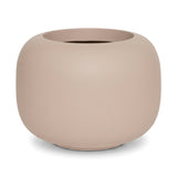 Blumentopf Sphere Low Puderrosa aus Fiberglas – freigestellt