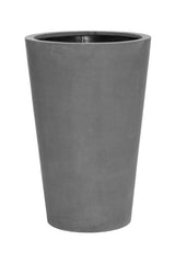 Belle Pflanzkübel Grau aus Fiberstone – runder Kübel im Lifestyle-Setting