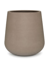 Pflanzkübel Pax Taupe aus robustem Fiberstone Größe XL – freigestellt