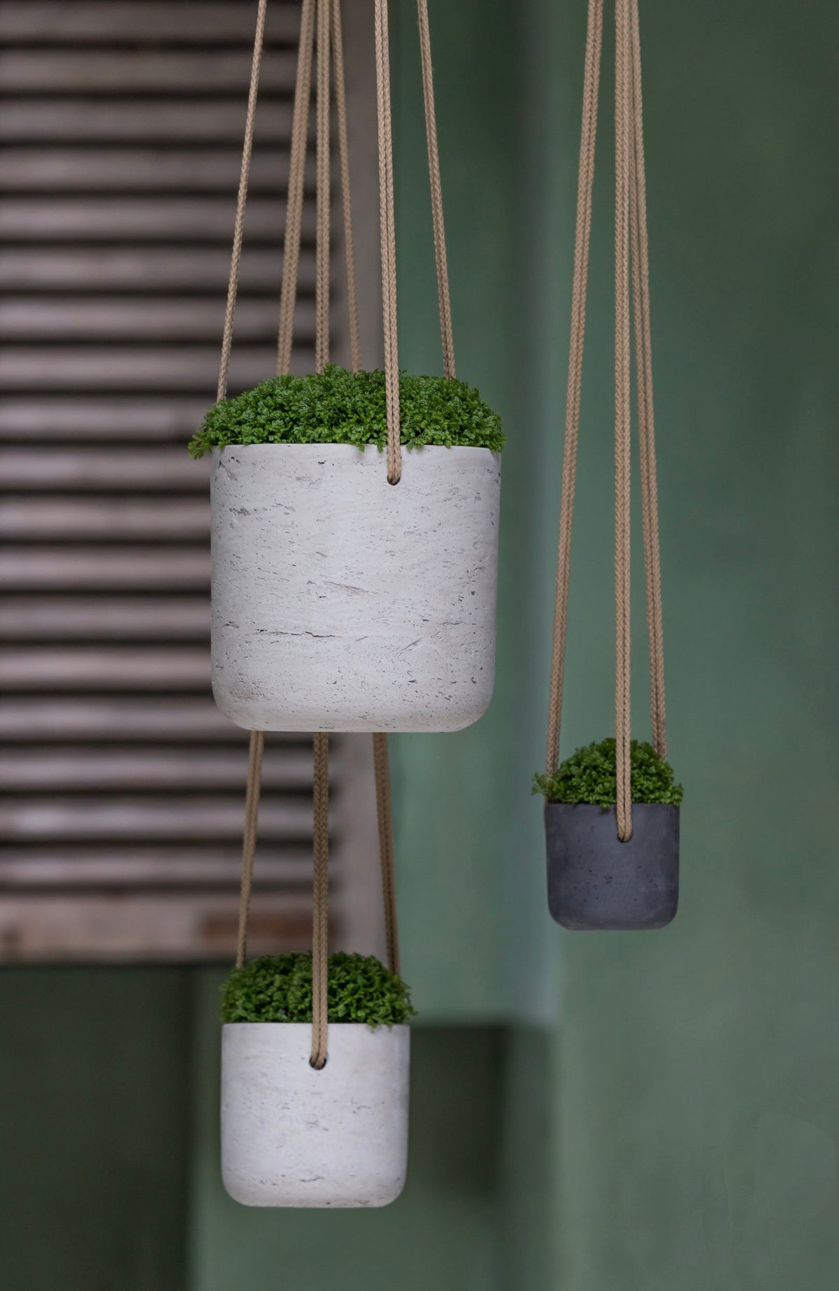 Nearly Natural Hängender Keramik-Übertopf Mit Schnörkeln, 60 Cm Hoch – Rustikales Design, Für Künstliche Pflanzen, Innen